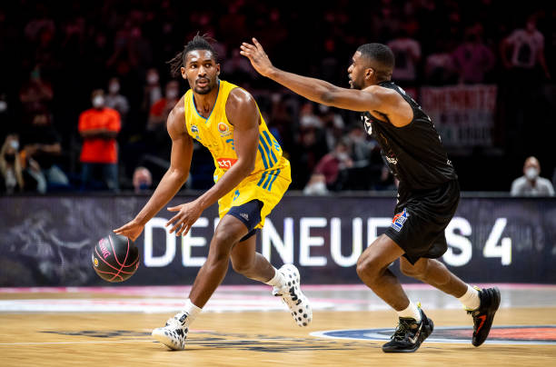 对于斯图加 对于斯图加