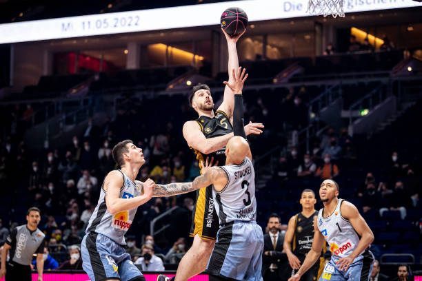 更是一段传 更是一段传