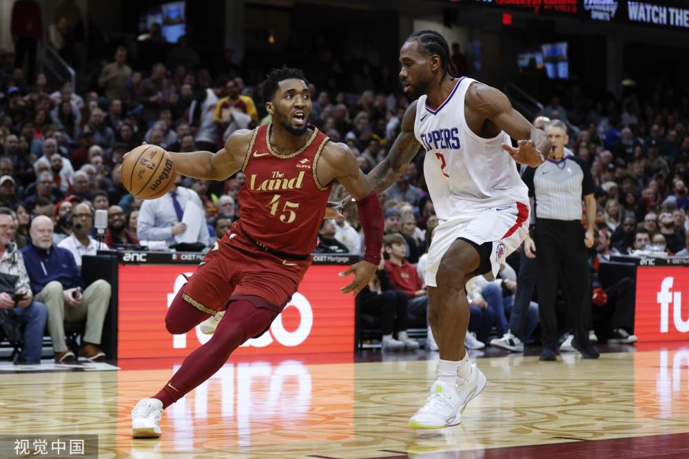 及对于时尚 及对于时尚